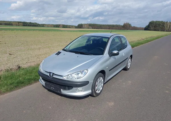 samochody osobowe Peugeot 206 cena 7900 przebieg: 104000, rok produkcji 2009 z Gostyń